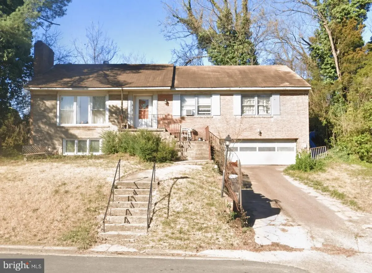 3836 N Oakland St, Arlington, VA 22207 - #1
