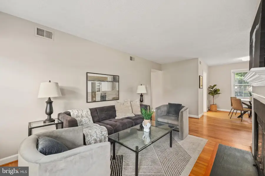 2401 Arlington Blvd #101, Arlington, VA 22201 - #3