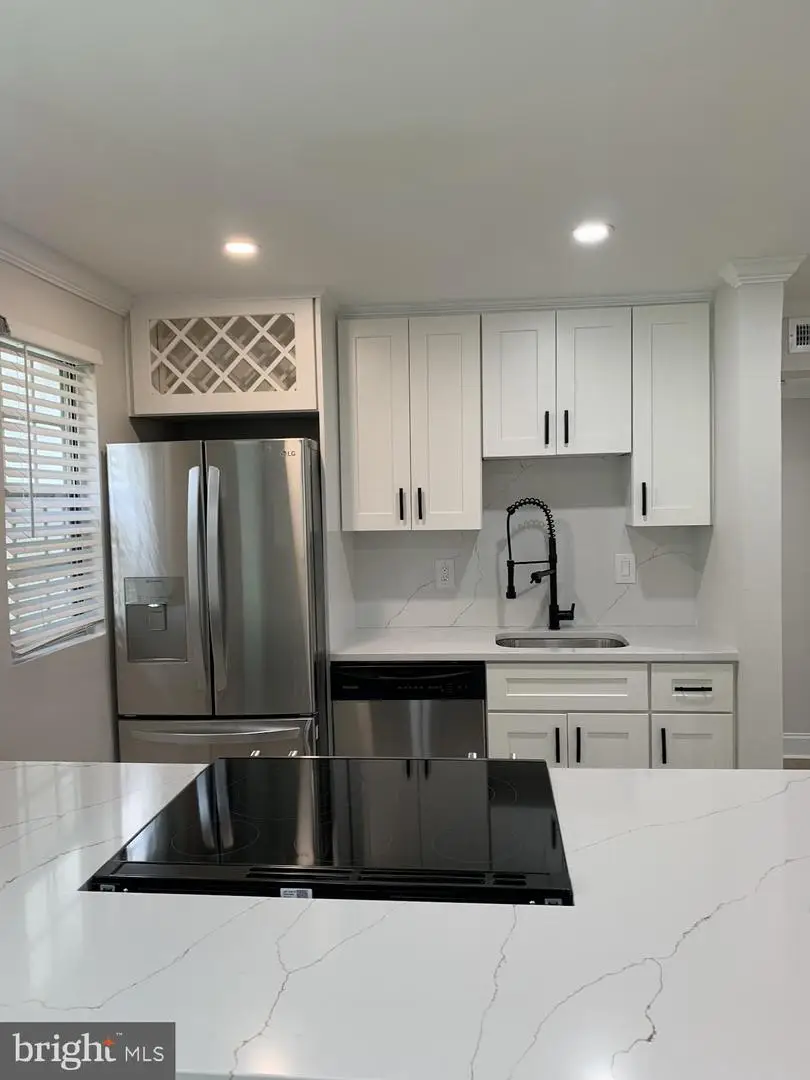 708 S Arlington Mill Dr #14201, Arlington, VA 22204 - #1