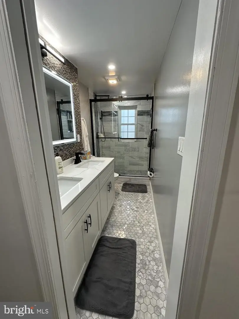 708 S Arlington Mill Dr #14201, Arlington, VA 22204 - #3