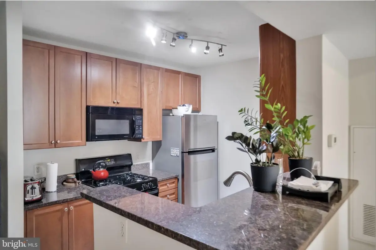 851 N Glebe Rd #402, Arlington, VA 22203 - #1