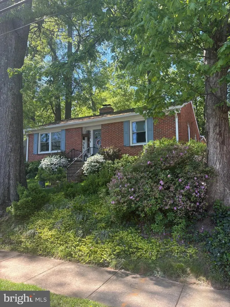 2632 S Grant St, Arlington, VA 22202 - #1