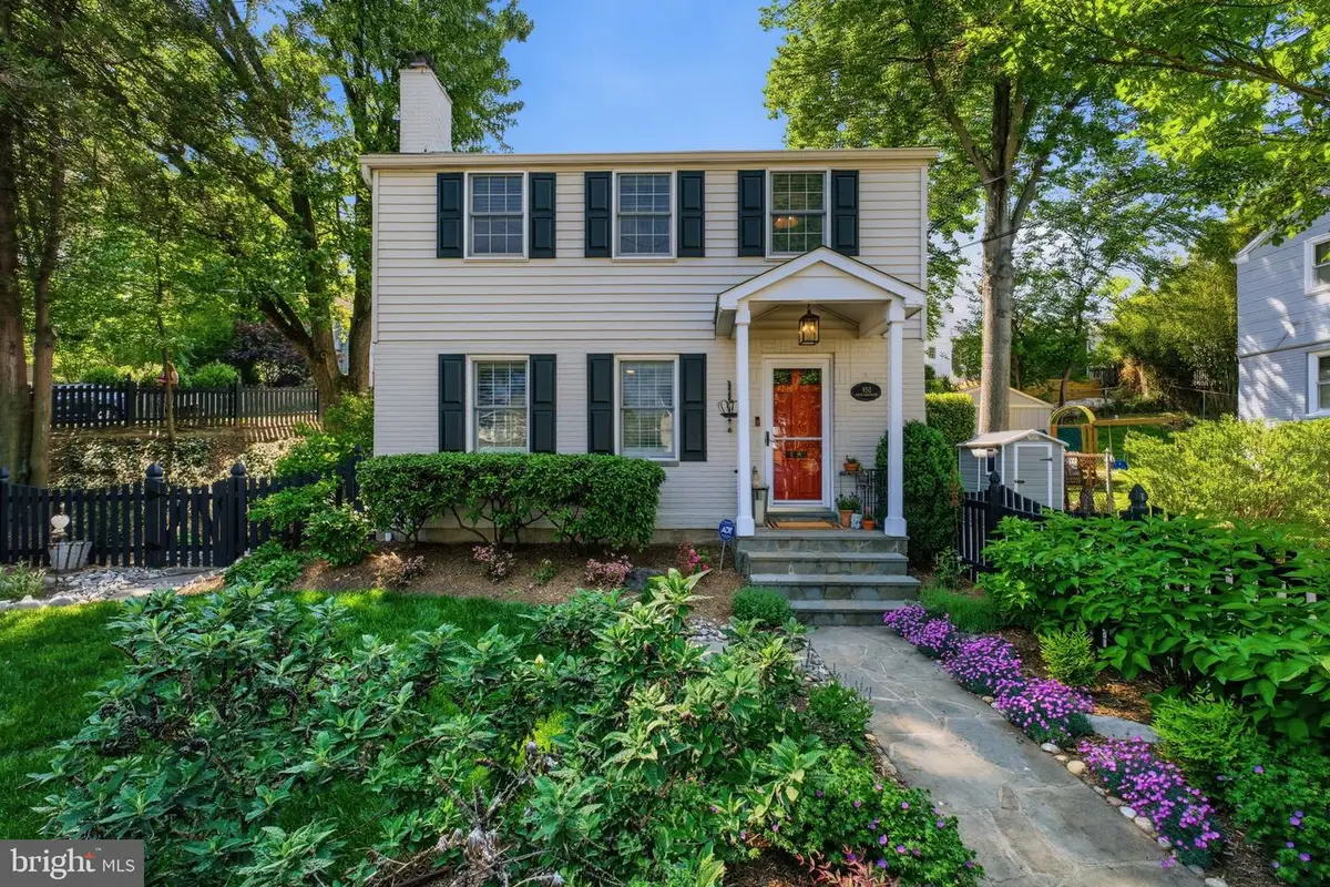 950 N Longfellow St, Arlington, VA 22205 - #1