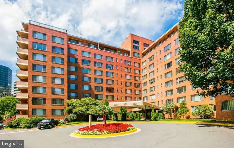 1121 Arlington Blvd #313, Arlington, VA 22209 - #2
