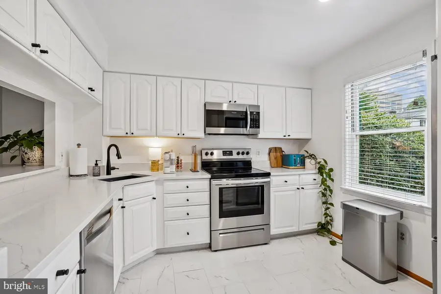 1179 N Vernon St, Arlington, VA 22201 - #3