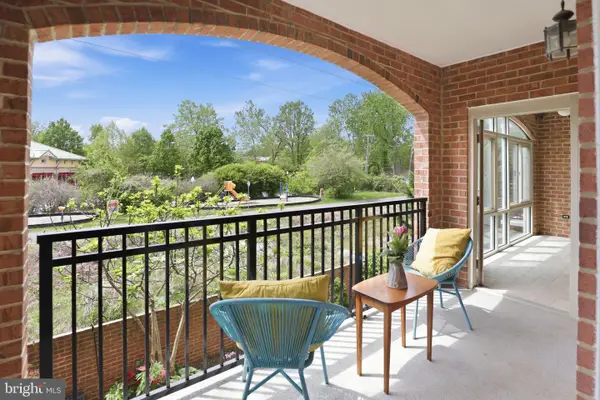 6924 Fairfax Dr #230, ARLINGTON, VA 22213