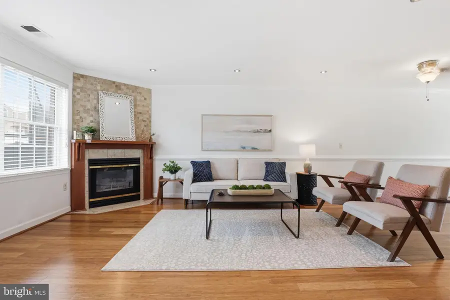 6924 Fairfax Dr #230, Arlington, VA 22213 - #3