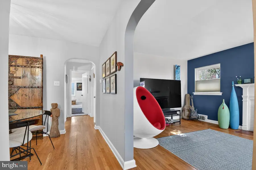 2245 Buchanan St N, Arlington, VA 22207 - #3