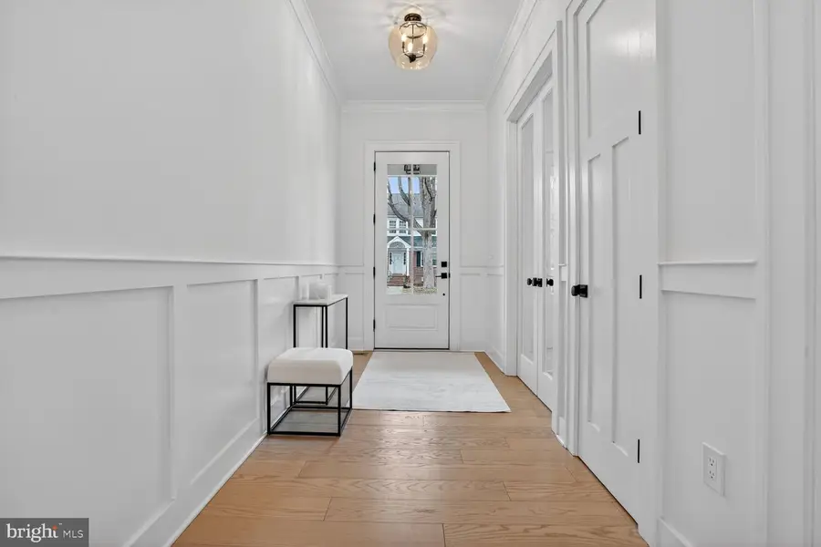 414 N Monroe St, Arlington, VA 22201 - #3