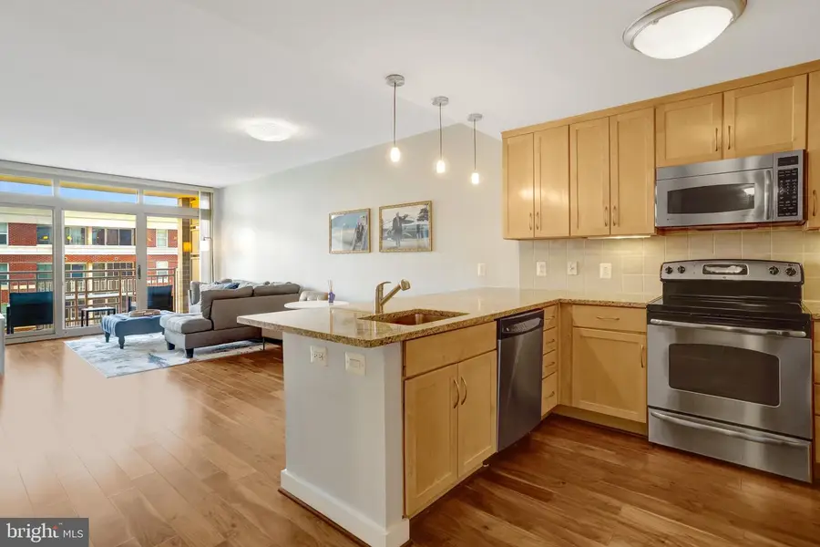 888 N Quincy St #906, Arlington, VA 22203 - #3