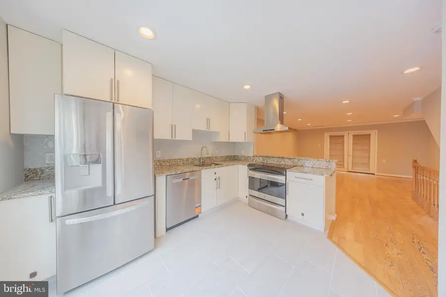 1804-b 9th St S, Arlington, VA 22204 - #3