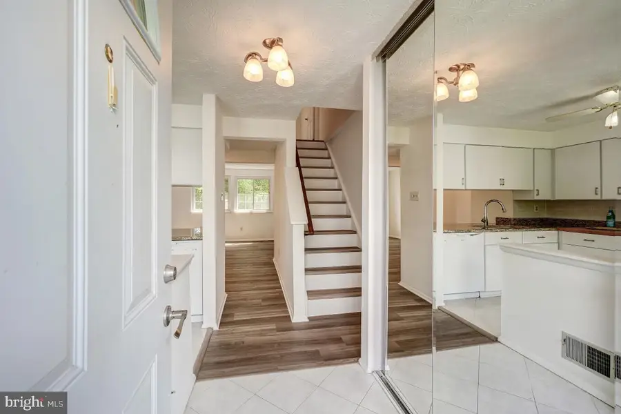 2880 S Meade St, Arlington, VA 22206 - #2