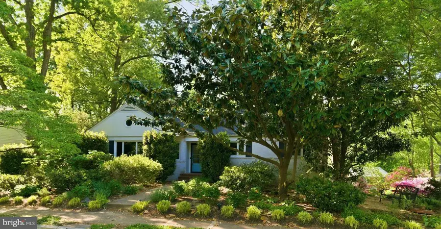 2506 N Upshur St, Arlington, VA 22207 - #2