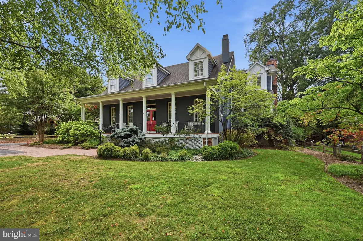 1908 S Arlington Ridge Rd, Arlington, VA 22202 - #1