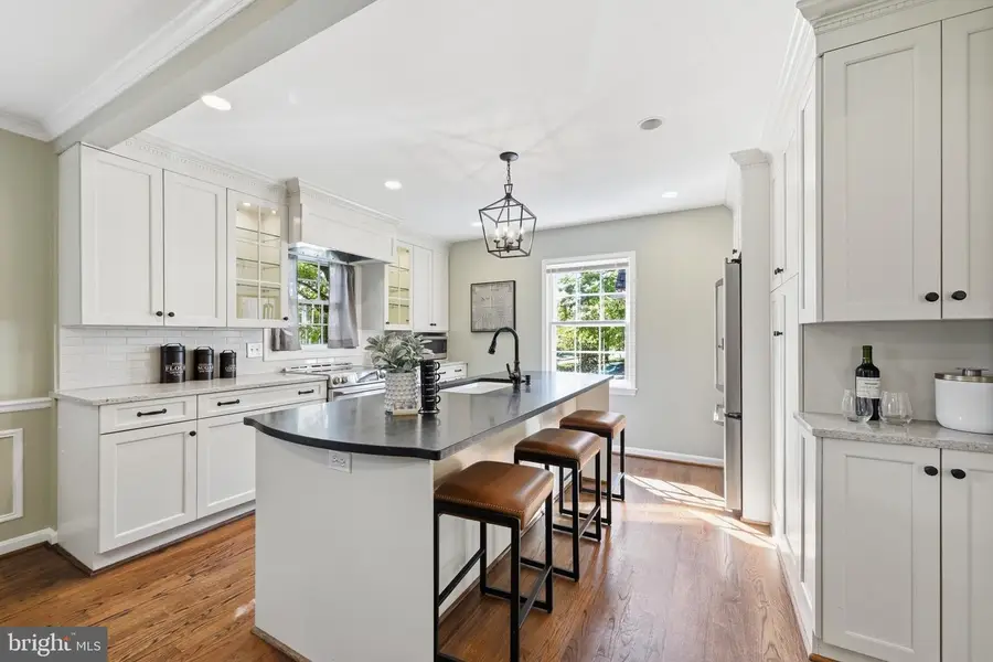 2311 N Glebe Rd, Arlington, VA 22207 - #3