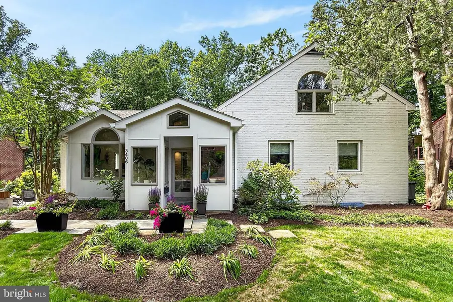 3406 18th St N, Arlington, VA 22207 - #2