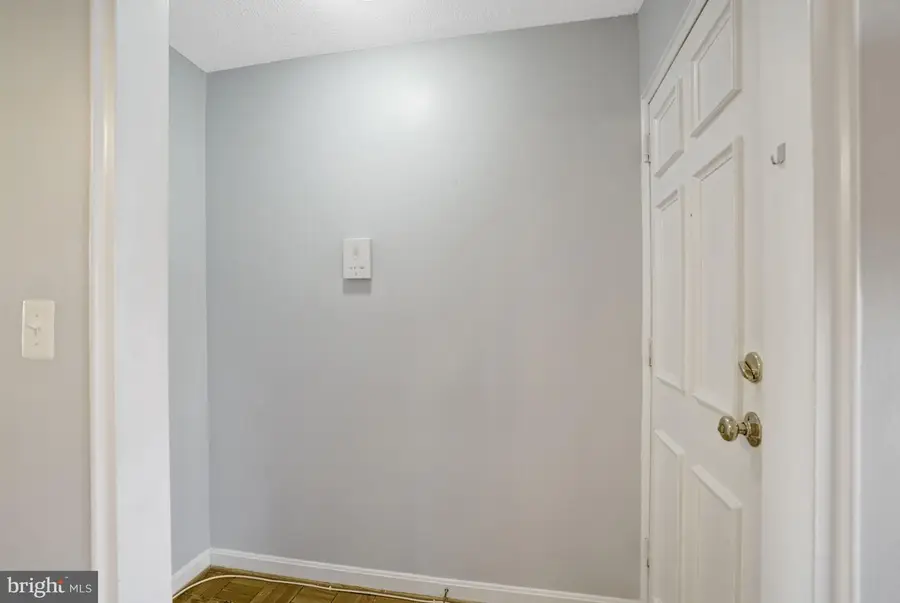 4352 N Pershing Dr #43522, Arlington, VA 22203 - #2