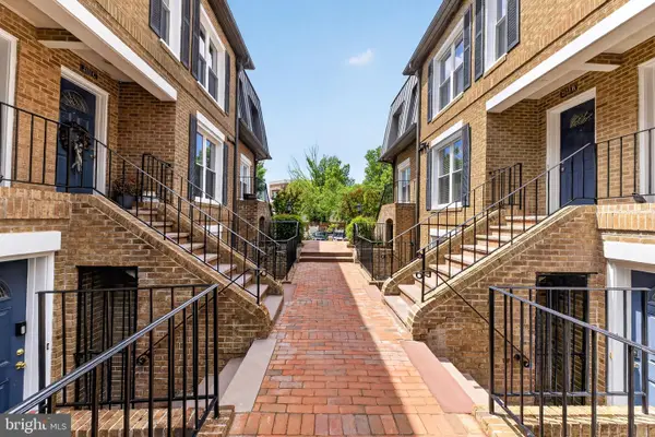 2125 N Monroe St #2, ARLINGTON, VA 22207