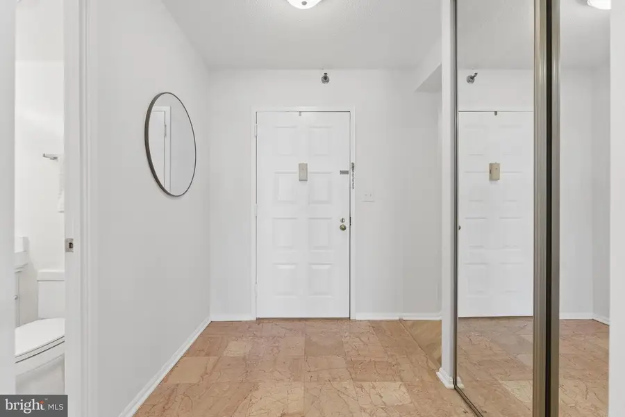 900 N Stafford St #2125, Arlington, VA 22203 - #3