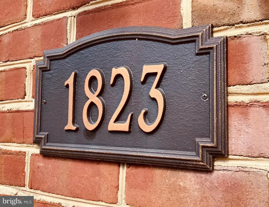 1823 N Uhle St, Arlington, VA 22201 - #2