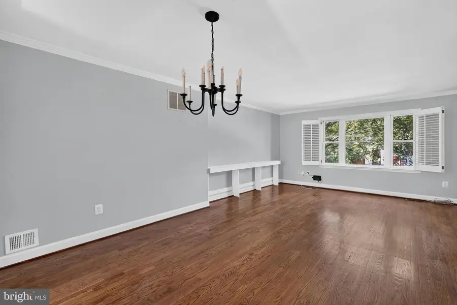 3334 2nd St S, Arlington, VA 22204 - #3