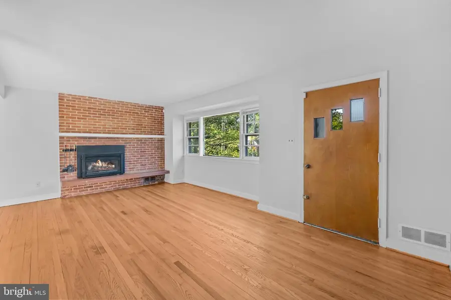 5901 1st St N, Arlington, VA 22203 - #3
