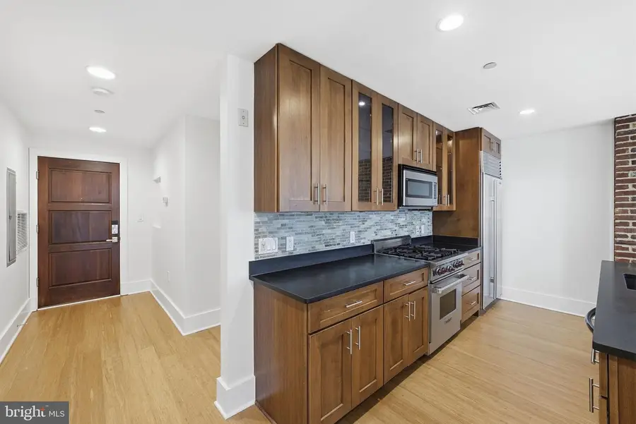 1615 N Queen St #m304, Arlington, VA 22209 - #2