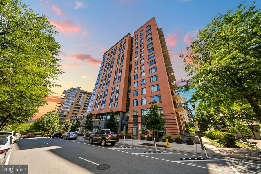 2000 Clarendon Blvd #1105, Arlington, VA 22201 - #3