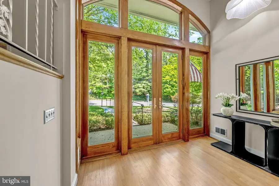 3636 38th St N, Arlington, VA 22207 - #2