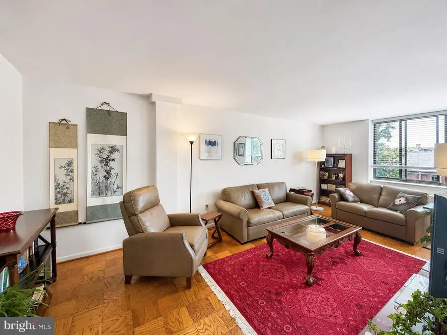 4390 Lorcom Ln #606, Arlington, VA 22207 - #3