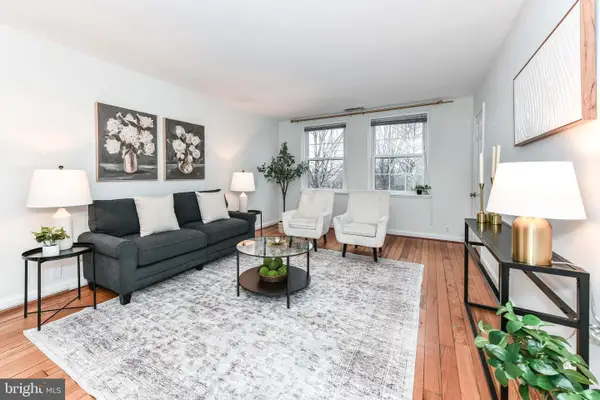 3279 S Stafford St #b2, ARLINGTON, VA 22206