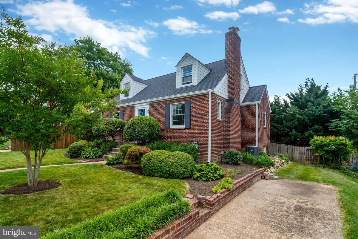 5028 25th St N, Arlington, VA 22207 - #1