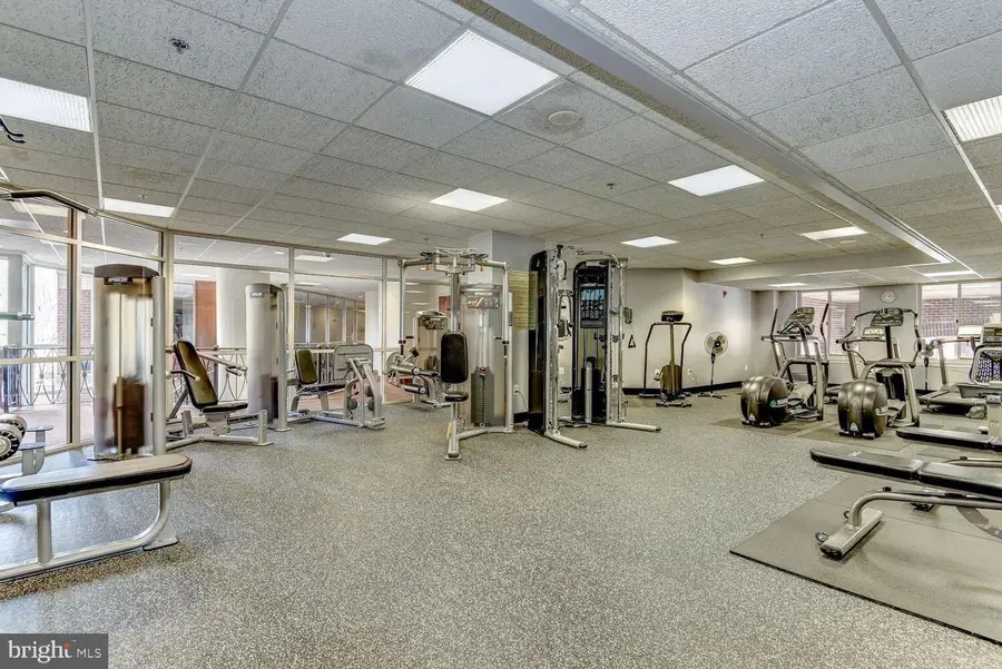 1276 N Wayne St #625, Arlington, VA 22201 - #3