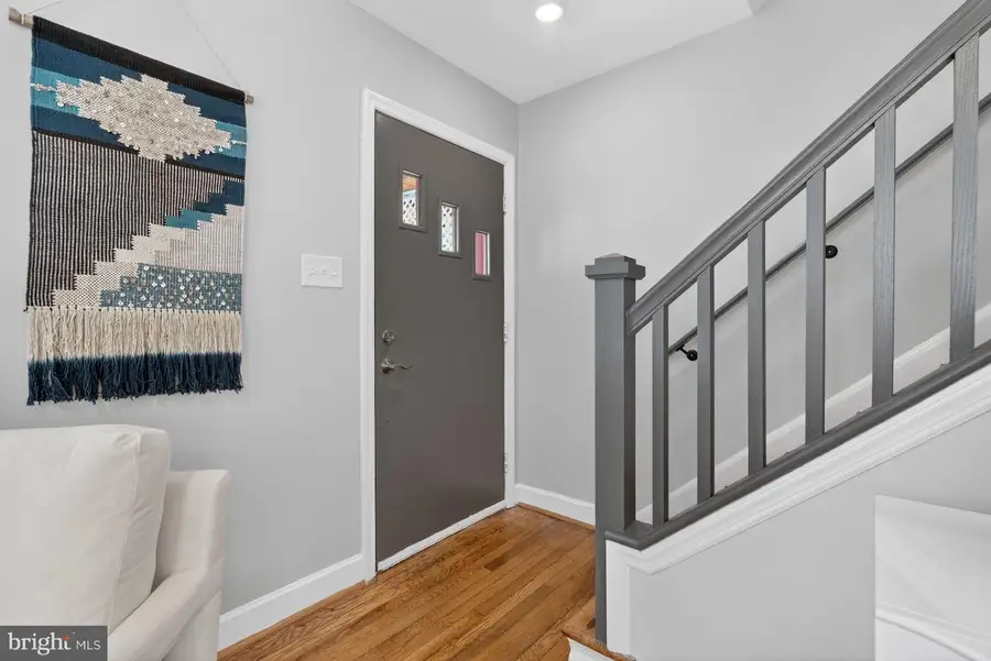 2128 S Oxford St, Arlington, VA 22204 - #3