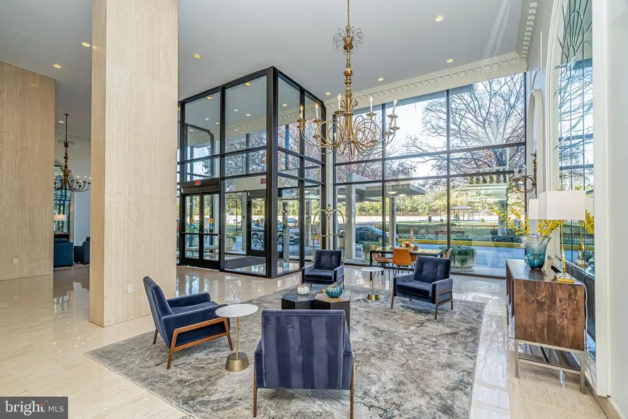 1300 Army Navy Dr #1010, Arlington, VA 22202 - #3