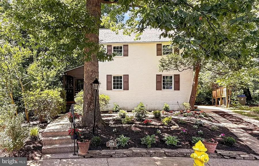 204 N Evergreen St, Arlington, VA 22203 - #3