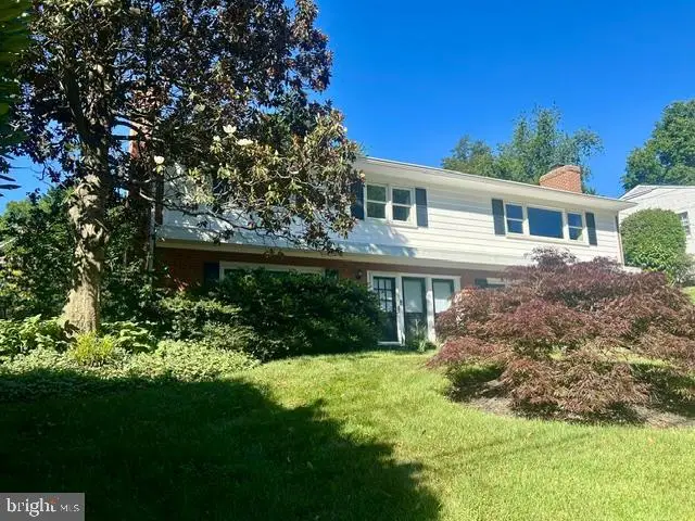 3806 N Wakefield St, Arlington, VA 22207 - #3