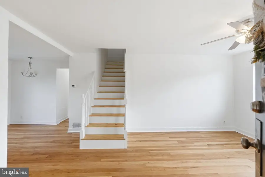 4860 28th St S #c2, Arlington, VA 22206 - #3