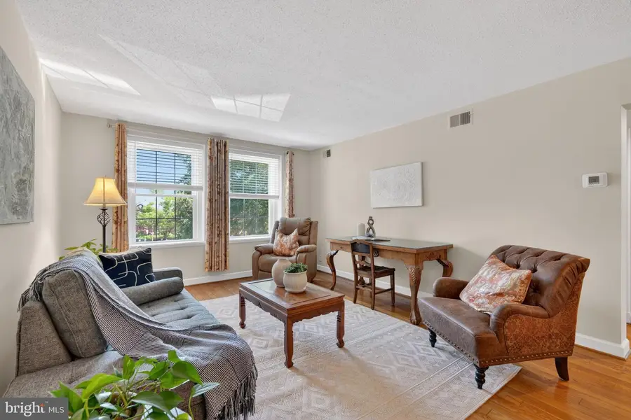 3043 S Columbus St #b1, Arlington, VA 22206 - #2