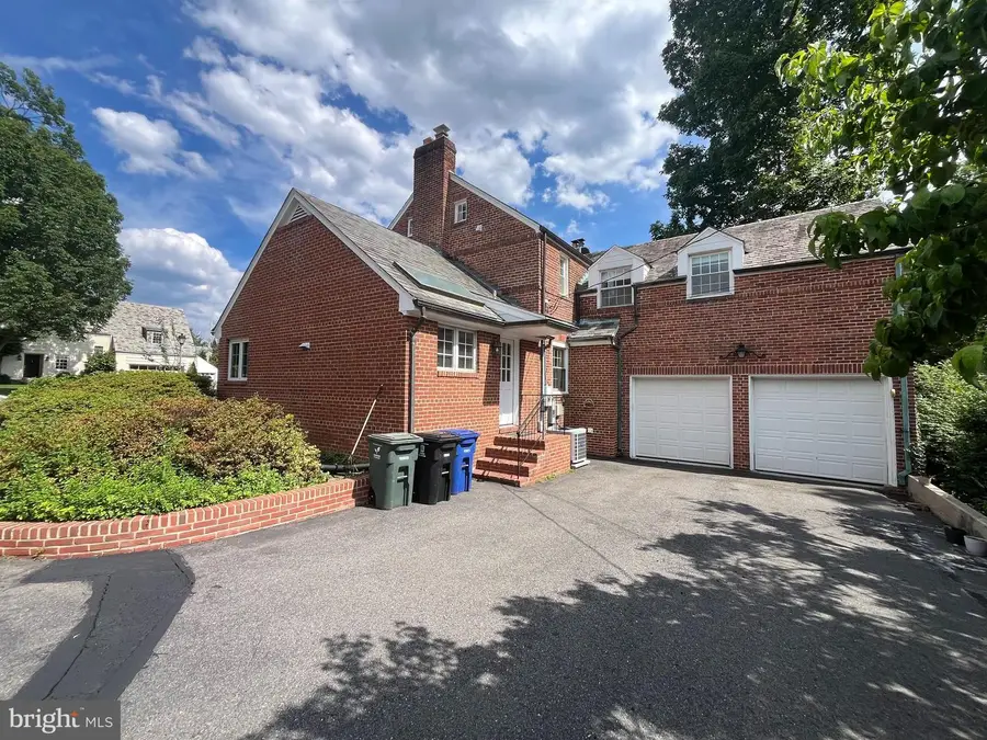 2328 S Nash St, Arlington, VA 22202 - #3