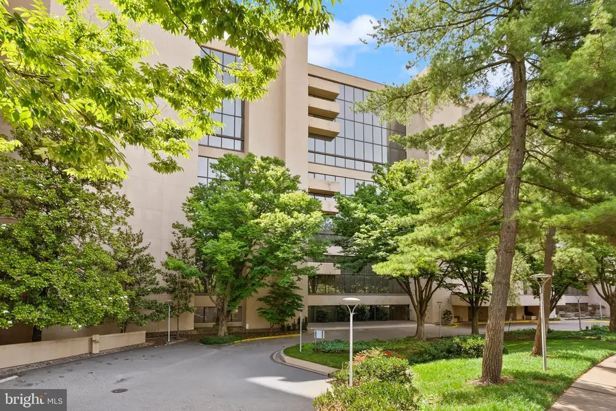 1101 S Arlington Ridge Rd #608, Arlington, VA 22202 - #3