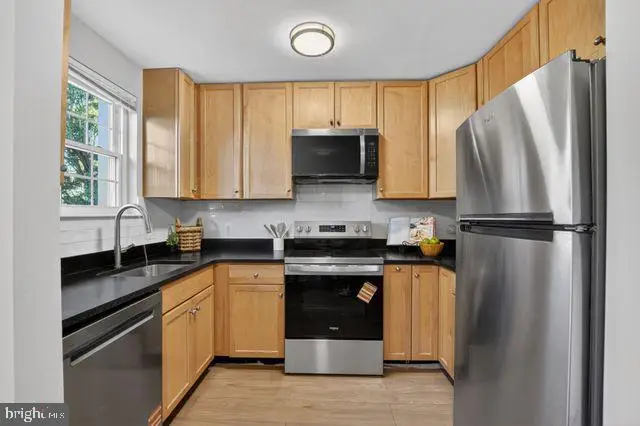 4626 28th Rd S #d, Arlington, VA 22206 - #2