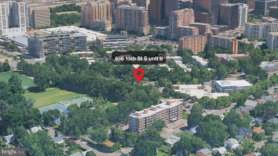 656 15th St S #2, Arlington, VA 22202 - #2