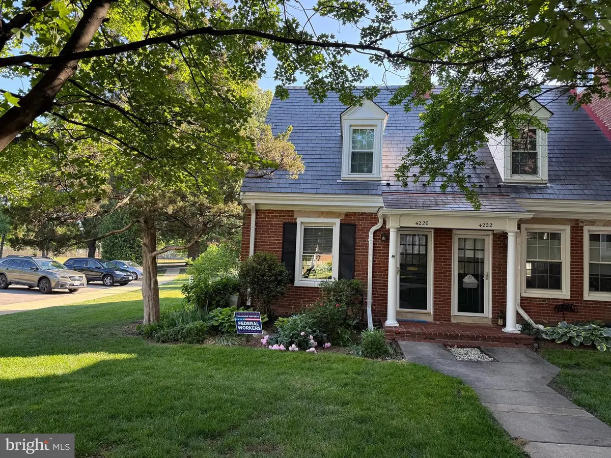 4220 32nd St S, Arlington, VA 22206 - #1