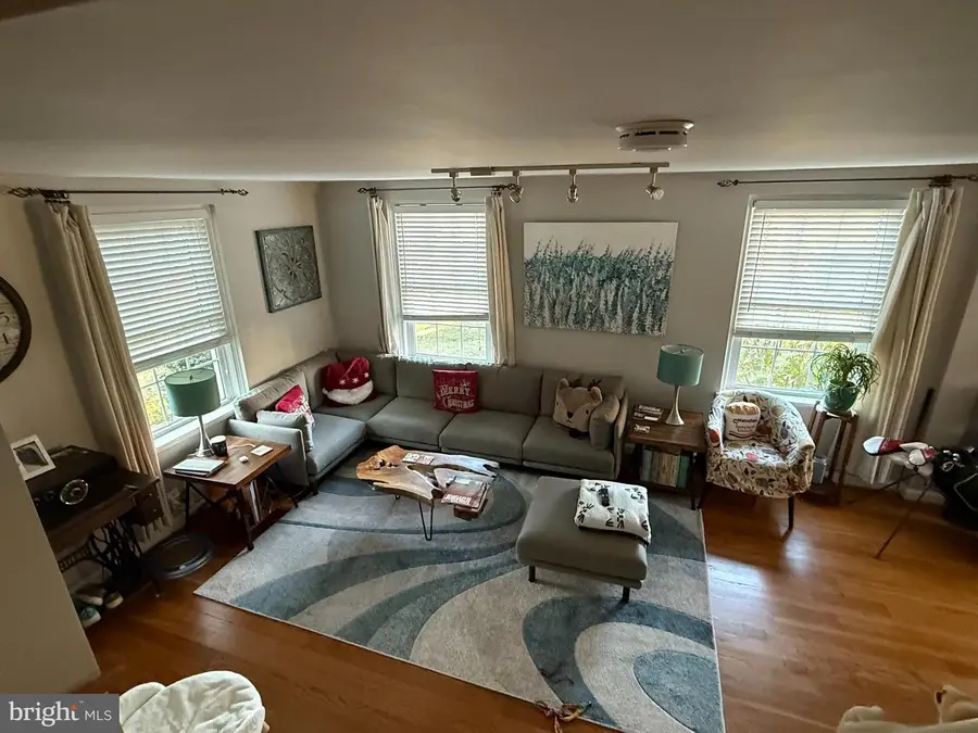 4220 32nd St S, Arlington, VA 22206 - #3