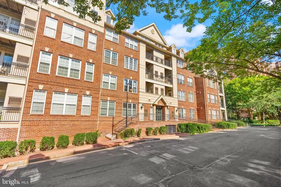 1321 N Adams Ct #201, Arlington, VA 22201 - #2