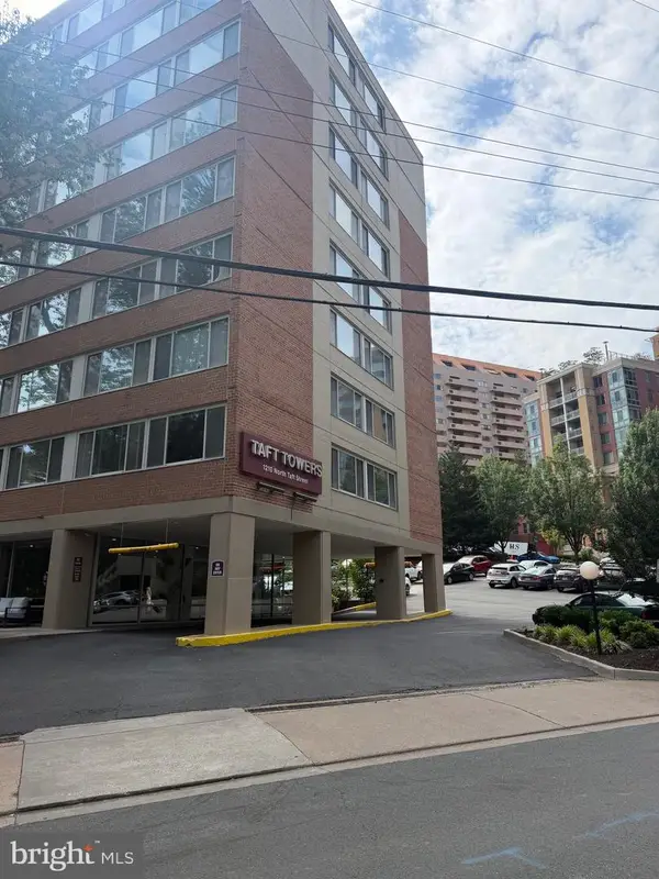 1210 N Taft St #909, ARLINGTON, VA 22201