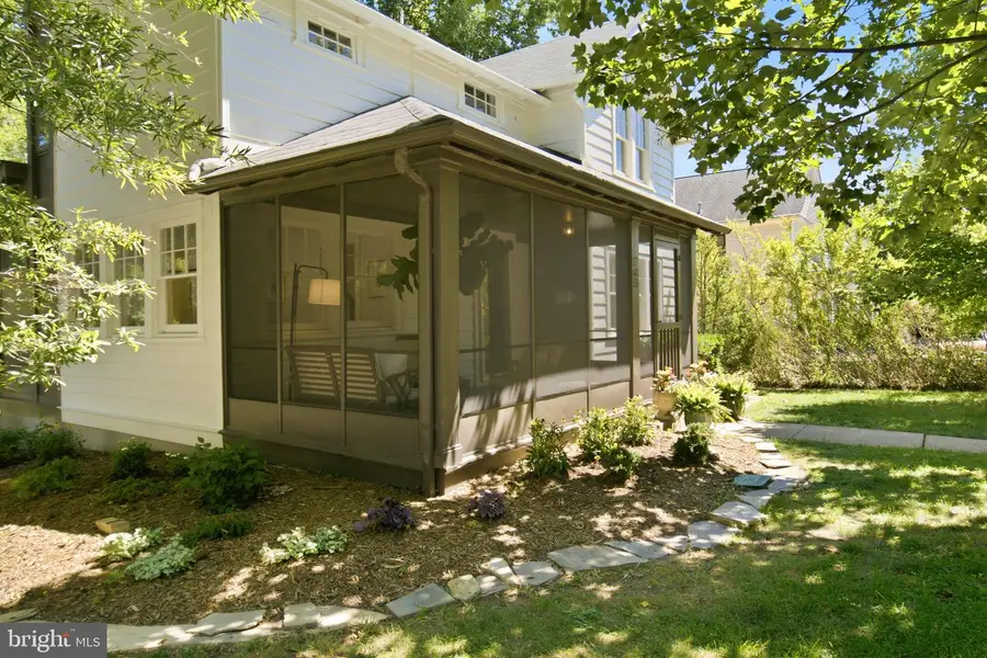 745 26th St S, Arlington, VA 22202 - #3
