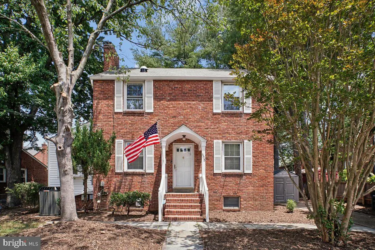 605 N Frederick St, Arlington, VA 22203 - #1