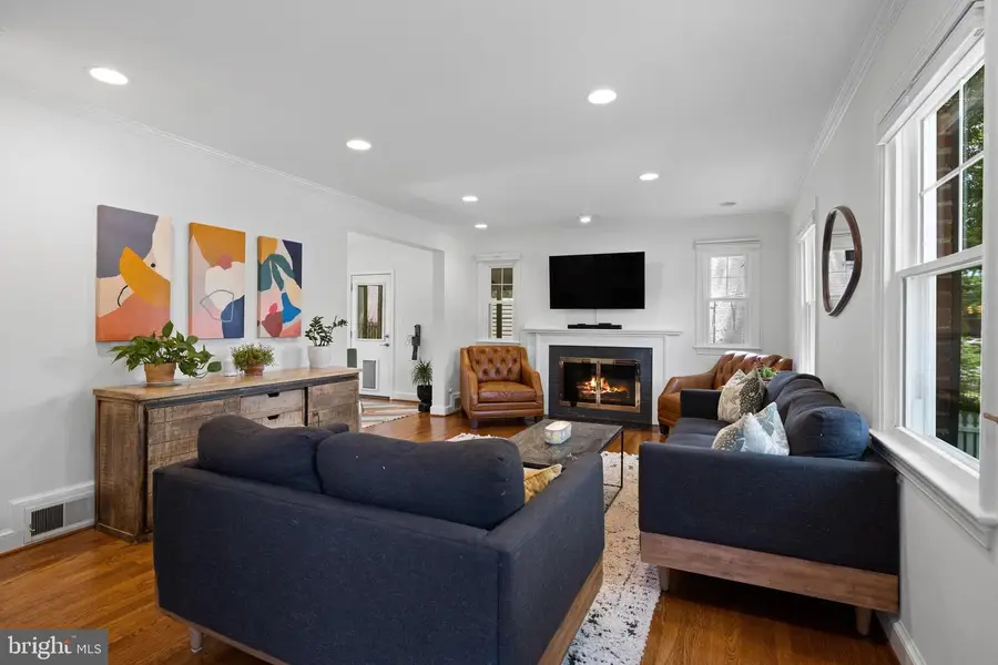 6119 Washington Blvd, Arlington, VA 22205 - #3